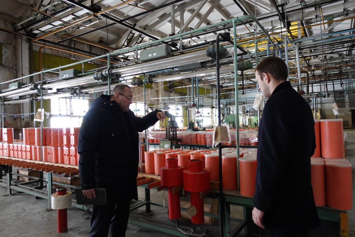 Ways of mutually beneficial cooperation were discussed at AO Signal plant in Chelyabinsk 